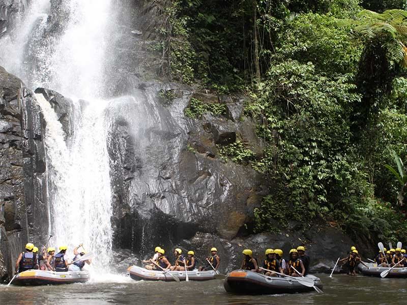 water rafting